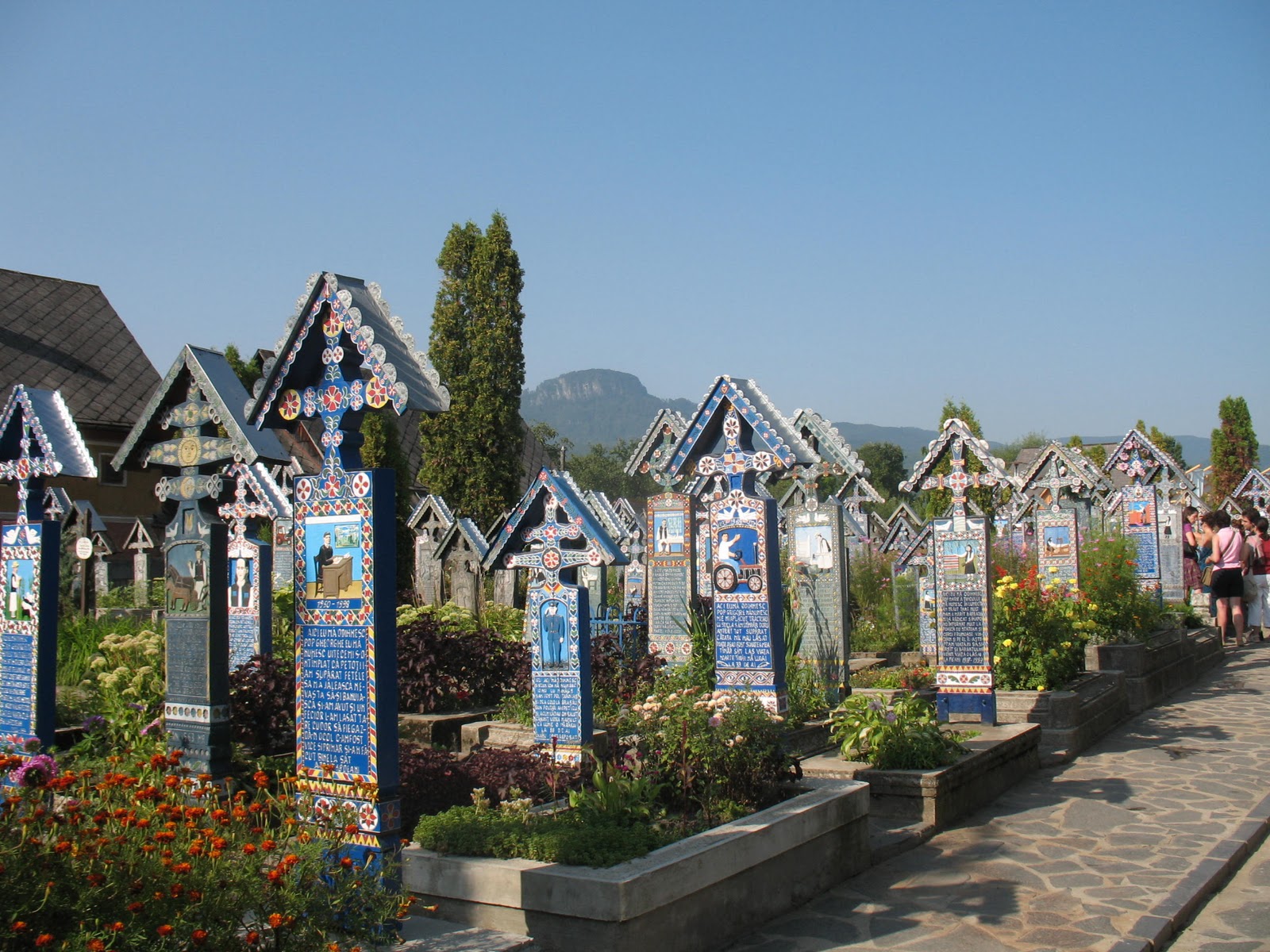 Merry Cemetery - Cimitirul Vesel